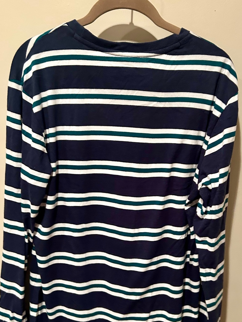 No Boundaries Men's Crewneck Long-Sleeve Tee,?Green/Blue/White Stripe, Small